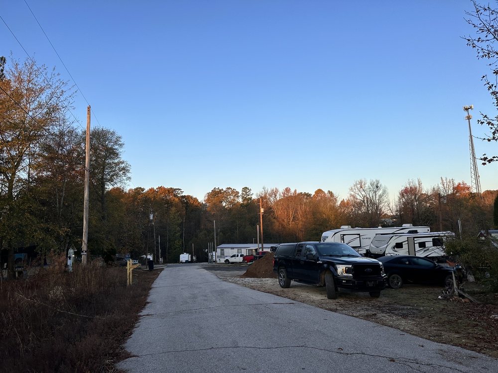 PINEWOOD APARTMENTS & MOBILE HOME PARK Updated September 2024 22767