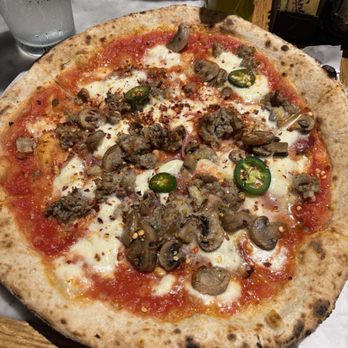 Settebello Pizzeria Napoletana - Pizza Near Me - Pasadena, California