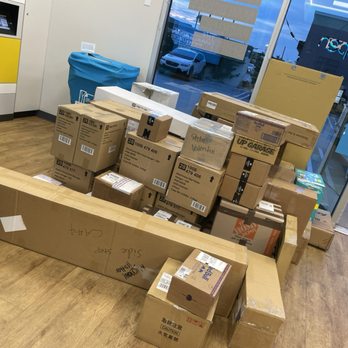 The UPS Store - Few of my deliveries - Shipping Centers Near Me - Torrance, California The UPS Store - Few of my deliveries - Shipping Centers Near Me - Torrance, California