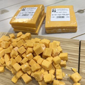 Mars Cheese Castle - cheese sample - Bakeries Near Me - Kenosha, Wisconsin Mars Cheese Castle - cheese sample - Bakeries Near Me - Kenosha, Wisconsin