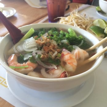 Saigon Dish - Pho Shrimp with Brocoli & Mushroom. That is how I always order it! - Vietnamese Near Me - Lawndale, California Saigon Dish - Pho Shrimp with Brocoli & Mushroom. That is how I always order it! - Vietnamese Near Me - Lawndale, California