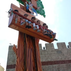 Tema Park - Bu kuleyi cocuklar cok seviyor