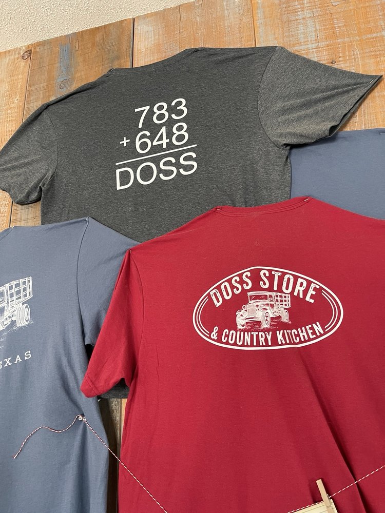 Doss Country Store Logo