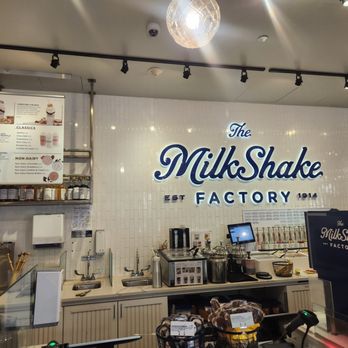 MilkShake Factory Downtown - Inside - Desserts Near Me - Pittsburgh, Pennsylvania