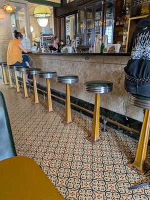 Spinning J Bakery and Soda Fountain by null