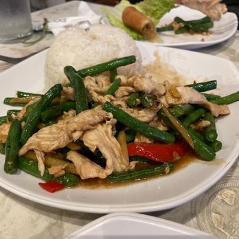 Bangkok Chef - Ginger Chicken - Thai Near Me - Honolulu, Hawaii Bangkok Chef - Ginger Chicken - Thai Near Me - Honolulu, Hawaii
