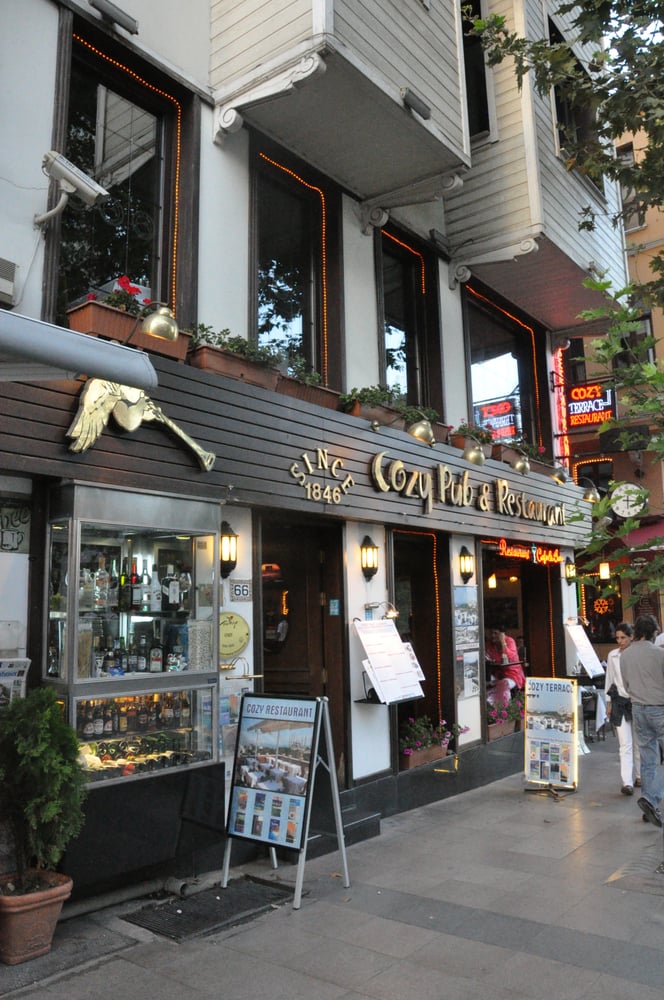 Cozy Pub & Restaurant