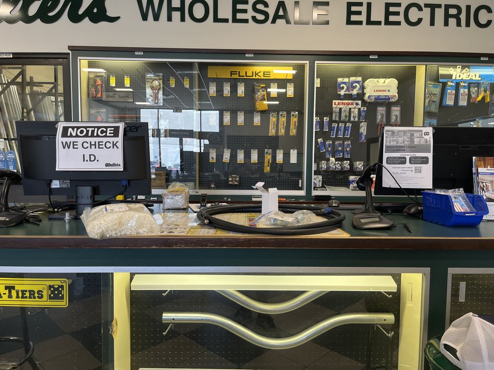 Walters Wholesale Electric Logo