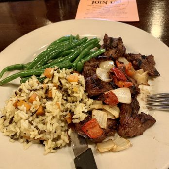 Common Man Restaurant - Steak tips - American Near Me - Claremont, New Hampshire