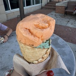 55 Exchange - Orange passion and mint chocolate chip