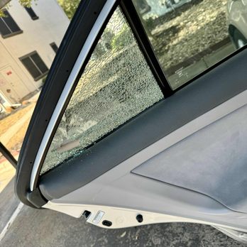 Auto Glass Solutions - Auto Glass Services Near Me - Austin, Texas