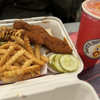 Dave's Hot Chicken - Spicy - Chicken Shop Near Me - Elmhurst, New York Dave's Hot Chicken - Spicy - Chicken Shop Near Me - Elmhurst, New York