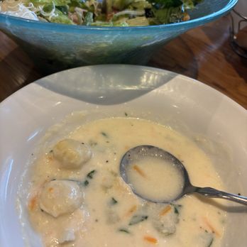 Olive Garden Italian Restaurant - Never Ending Soup, Salad & Breadsticks - Italian Near Me - Eagan, Minnesota