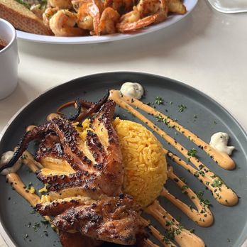 Mariscos Arcos Playas - Pulpo Zarandeado - Seafood Near Me - Tijuana, BCN