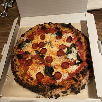 Rosalia Pizza Linden Hills - Pizza Near Me - Minneapolis, Minnesota
