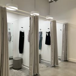 Vuori - About 5-6 dressing rooms available