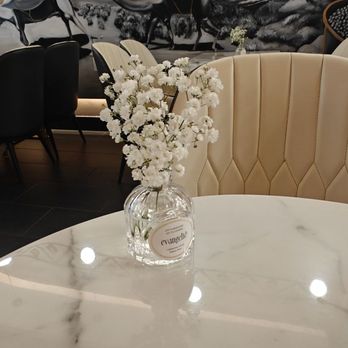 Sana'a Cafe - Table setting - Desserts Near Me - San Francisco, California