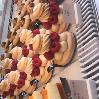 Angelina - The best looking pastries in town - Breakfast & Brunch Near Me - Paris, 75 Angelina - The best looking pastries in town - Breakfast & Brunch Near Me - Paris, 75