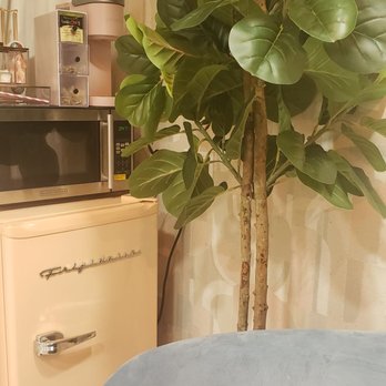 Fleur De Lis Beauty - Estheticians Near Me - Brooklyn, New York Fleur De Lis Beauty - Estheticians Near Me - Brooklyn, New York