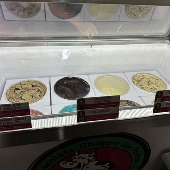 Amy's Candy Bar - Candy Stores Near Me - Chicago, Illinois