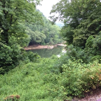 Big South Fork Scenic Railway - Beautiful tributary to the Cumberland River, I think, lol. - Trains Near Me - Stearns, Kentucky