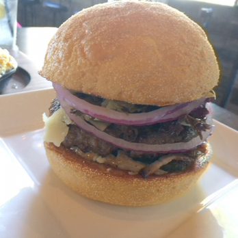 Bosscat Kitchen & Libations - Bosscat Burger: Should be named Best Damn Burger, ever! - New American Near Me - Houston, Texas