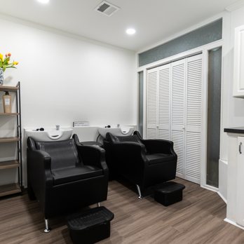 Salon 561 - Hair Salons Near Me - West Columbia, South Carolina Salon 561 - Hair Salons Near Me - West Columbia, South Carolina