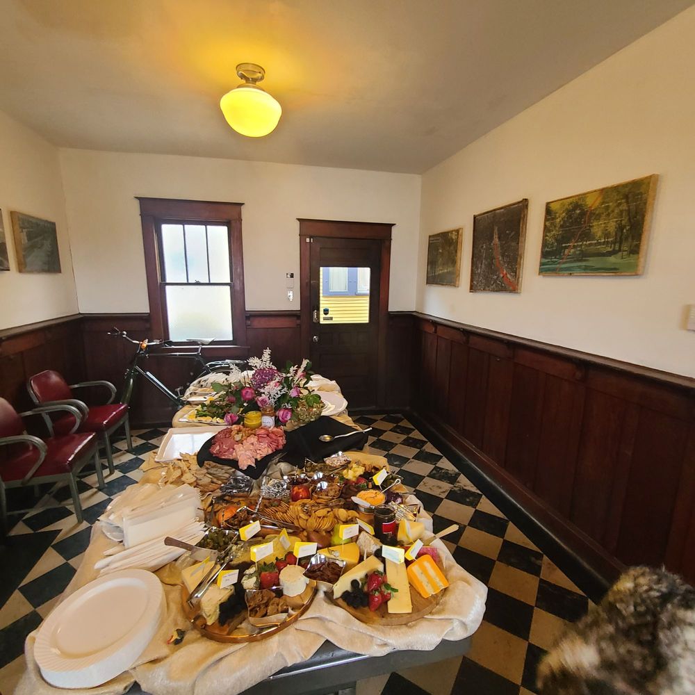 EUGENE V DEBS HALL Updated September 2024 22 Photos 483 Peckham