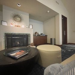 Hyatt Regency Lost Pines Resort and Spa - Relax room before services