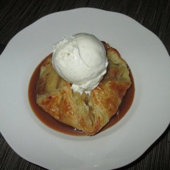Rox City Grill - Hotel Baker - Apple Galette - Lounges Near Me - Saint Charles, Illinois