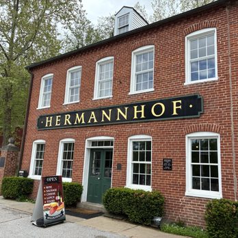 The Inn at Hermannhof - Hotels Near Me - Hermann, Missouri The Inn at Hermannhof - Hotels Near Me - Hermann, Missouri