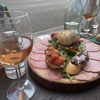 Limoncello Belltown - Antipasta appetizer with a glass of rose - Italian Near Me - Seattle, Washington
