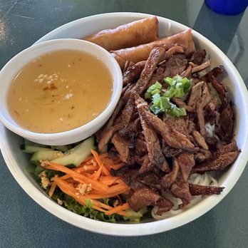 Sai's T Restaurant - Vermicelli bowl with pork & imperial roll - Vietnamese Near Me - Livermore, California Sai's T Restaurant - Vermicelli bowl with pork & imperial roll - Vietnamese Near Me - Livermore, California