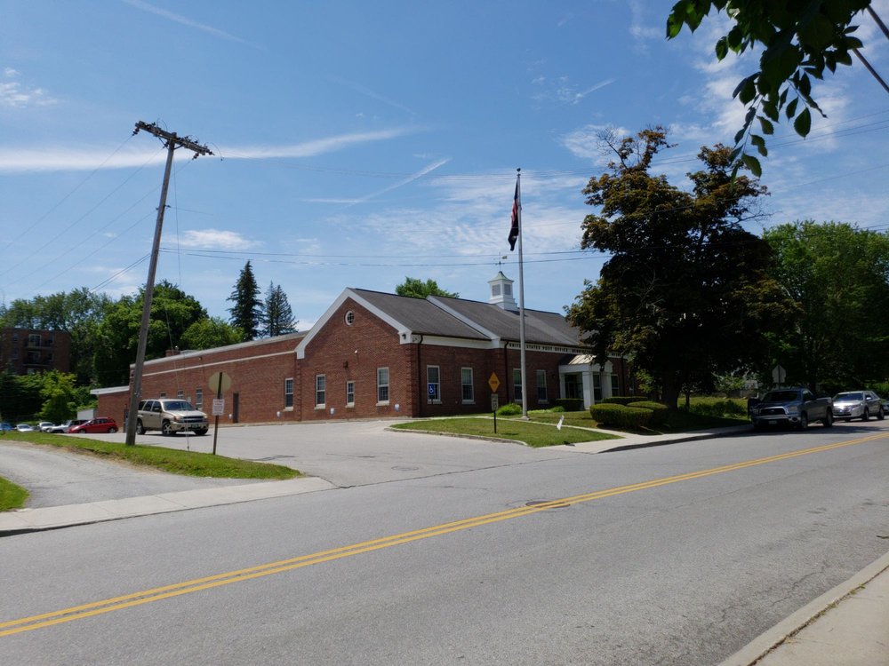 US POST OFFICE Updated August 2024 108 Elm St, Bennington, Vermont