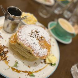 EatMyTrip Brunch & Bakery Barcelona - Canadian style pancakes and a side of scrambled eggs