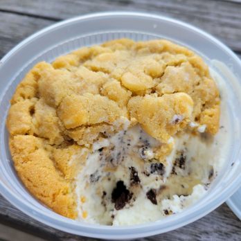 The Baked Bear - White macadamia nut cookie + cookie & cheesecake ice cream - Ice Cream & Frozen Yogurt Near Me - North Bethesda, Maryland The Baked Bear - White macadamia nut cookie + cookie & cheesecake ice cream - Ice Cream & Frozen Yogurt Near Me - North Bethesda, Maryland
