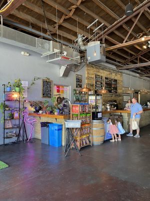 Creature Comforts Downtown Taproom and Brewery by null