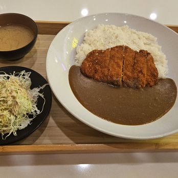 Curry Ya - Pork katsu curry with regular spice, miso soup, and a cabbage/ lettuce salad with ginger dressing - Japanese Curry Near Me - Las Vegas, Nevada Curry Ya - Pork katsu curry with regular spice, miso soup, and a cabbage/ lettuce salad with ginger dressing - Japanese Curry Near Me - Las Vegas, Nevada