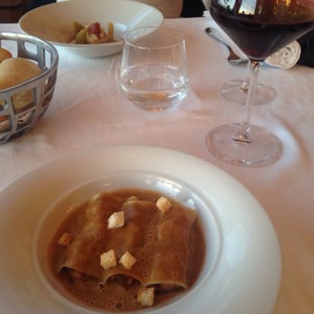 Restaurant Les Roches Rouges - Cannelloni de seiche - French Near Me