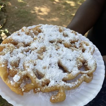 Lani's Yummy Yum - Pottery delicious funnel cake is a delicious - Street Vendors Near Me - Kahuku, Hawaii Lani's Yummy Yum - Pottery delicious funnel cake is a delicious - Street Vendors Near Me - Kahuku, Hawaii