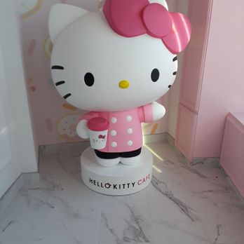 Hello Kitty Cafe - Selfie spot - Cafes Near Me - Irvine, California