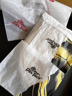 Del Taco by null