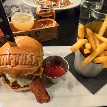 Tapville Social - Tapville Signature Burger - Desserts Near Me - Pittsburgh, Pennsylvania