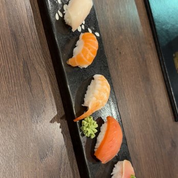 Momiji Sushi - Cold sushi appetizer - chef's choice of 6 pieces of nigiri. - Sushi Bars Near Me - Klamath Falls, Oregon Momiji Sushi - Cold sushi appetizer - chef's choice of 6 pieces of nigiri. - Sushi Bars Near Me - Klamath Falls, Oregon