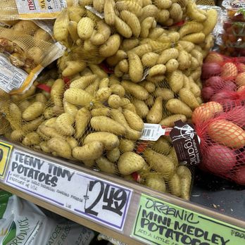 Trader Joe's - Grocery Near Me - Tampa, Florida Trader Joe's - Grocery Near Me - Tampa, Florida