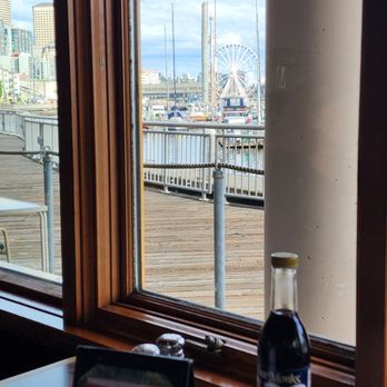 Anthony's Bell Street Diner - Seafood Near Me - Seattle, Washington