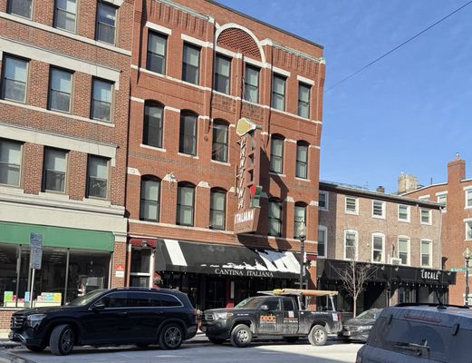 Cantina Italiana by null