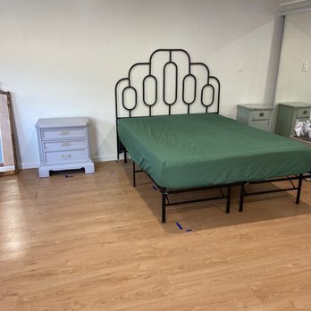 Eco Moving - Re put together furniture - Movers Near Me - Los Angeles, California