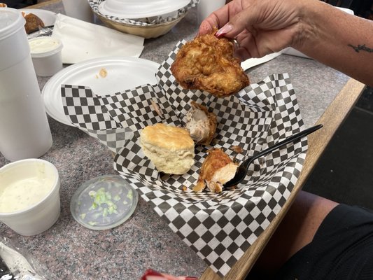 Scotty's Broasted Chicken by null