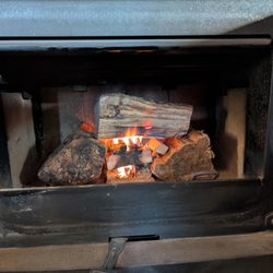 Camptown Catskills - cabin stove